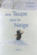 Une taupe sous la neige